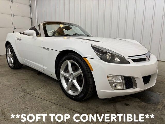 2008 SATURN Sky