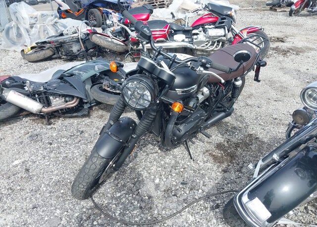 2022 TRIUMPH Bonneville