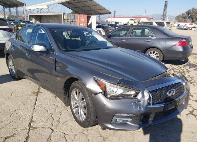 2016 INFINITI Q50