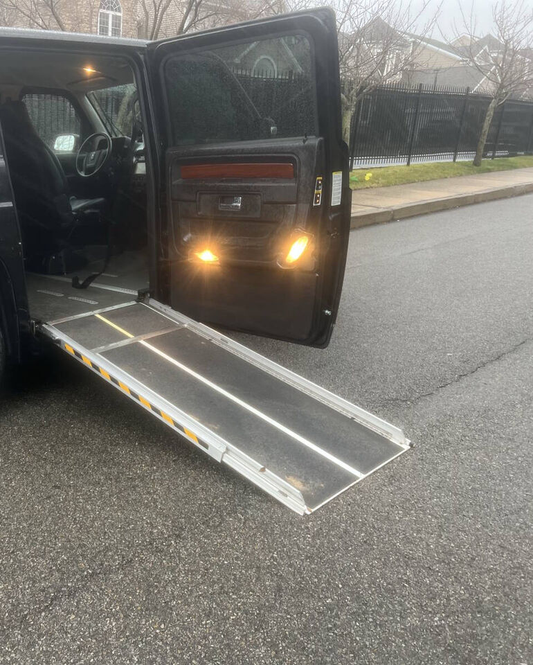 2014 AM GENERAL MV-1