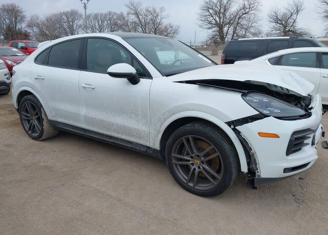 2021 PORSCHE Cayenne