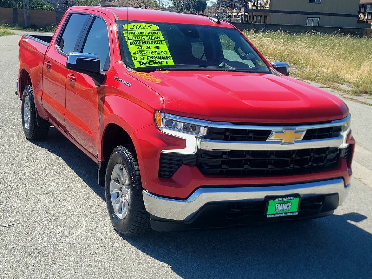 2025 CHEVROLET Silverado