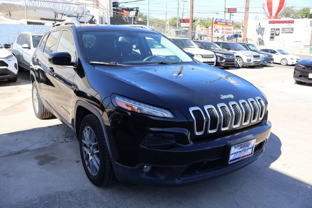 2018 JEEP Cherokee