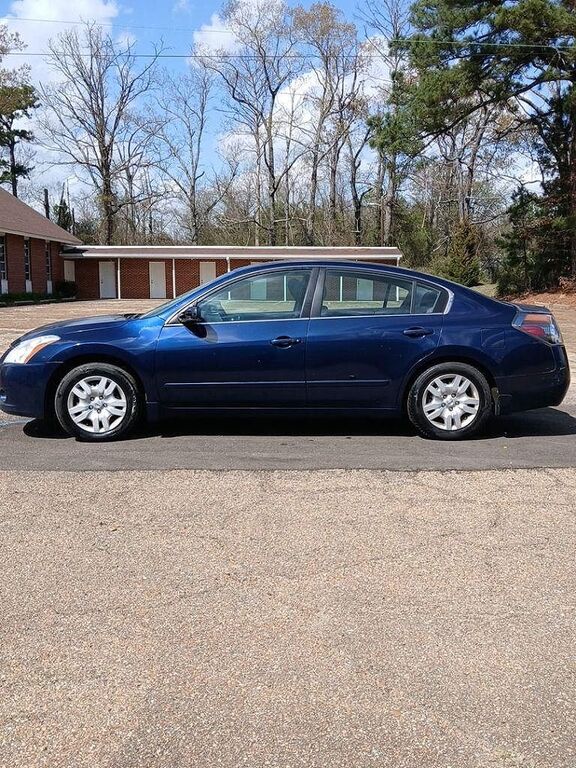 2012 NISSAN Altima
