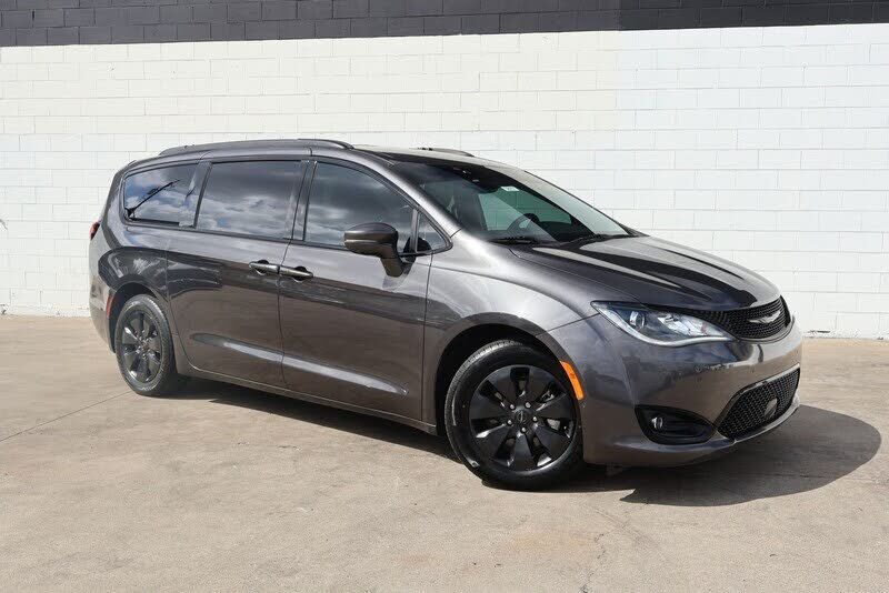 2020 CHRYSLER Pacifica