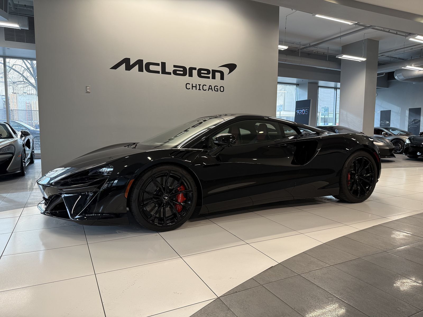 2023 MCLAREN ARTURA