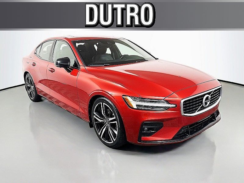 2019 VOLVO S60