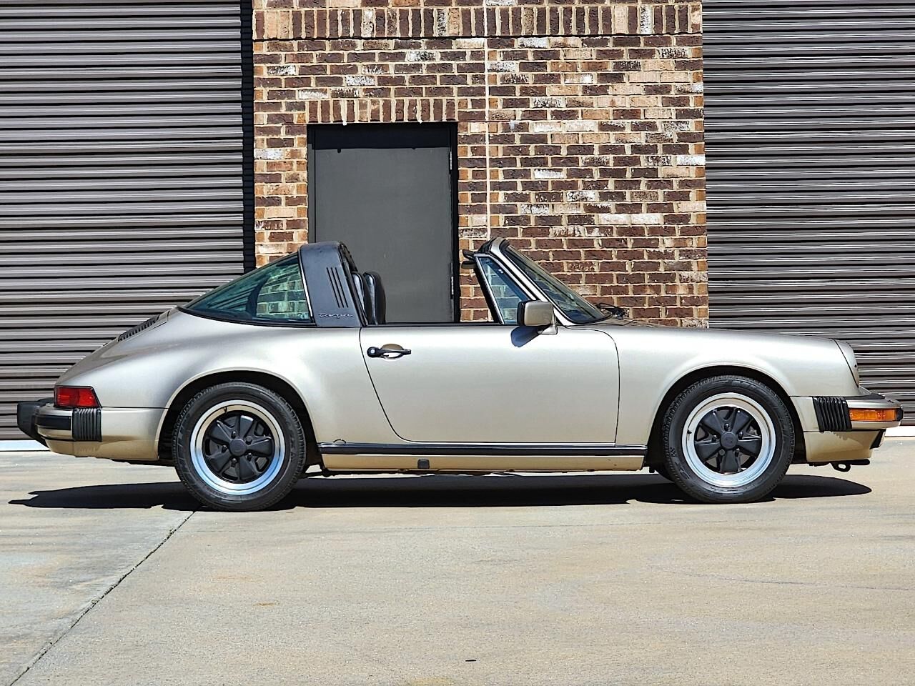 1986 PORSCHE 911