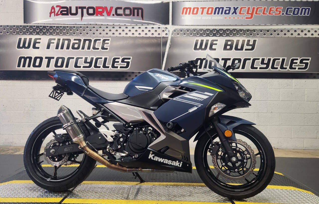 2022 KAWASAKI Ninja