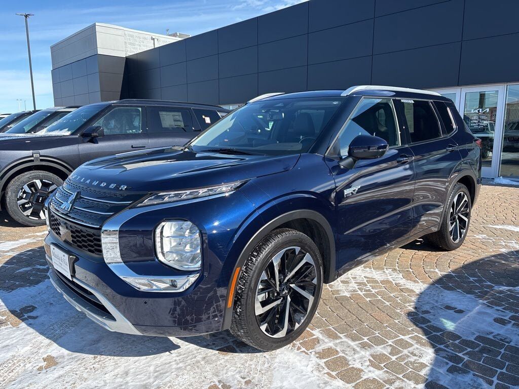 2024 MITSUBISHI Outlander