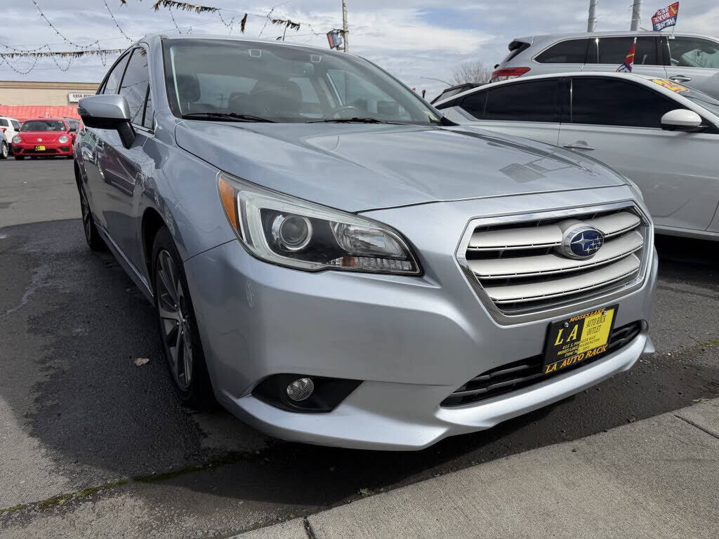2016 SUBARU Legacy