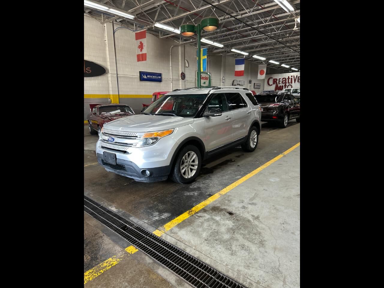 2011 FORD Explorer