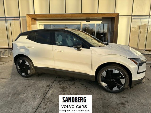 2026 VOLVO EX30