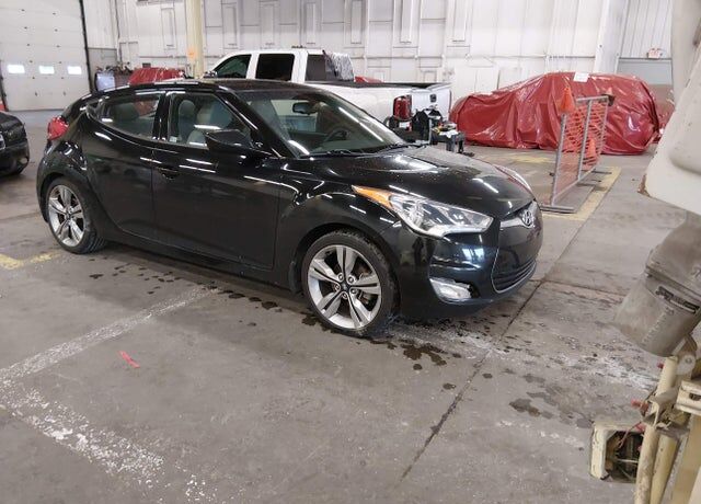 2013 HYUNDAI Veloster