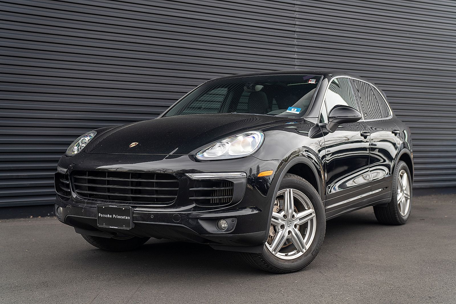 2017 PORSCHE Cayenne