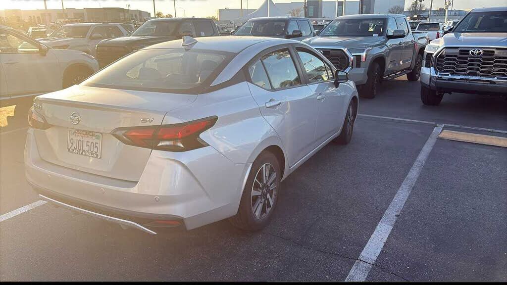 2021 NISSAN Versa