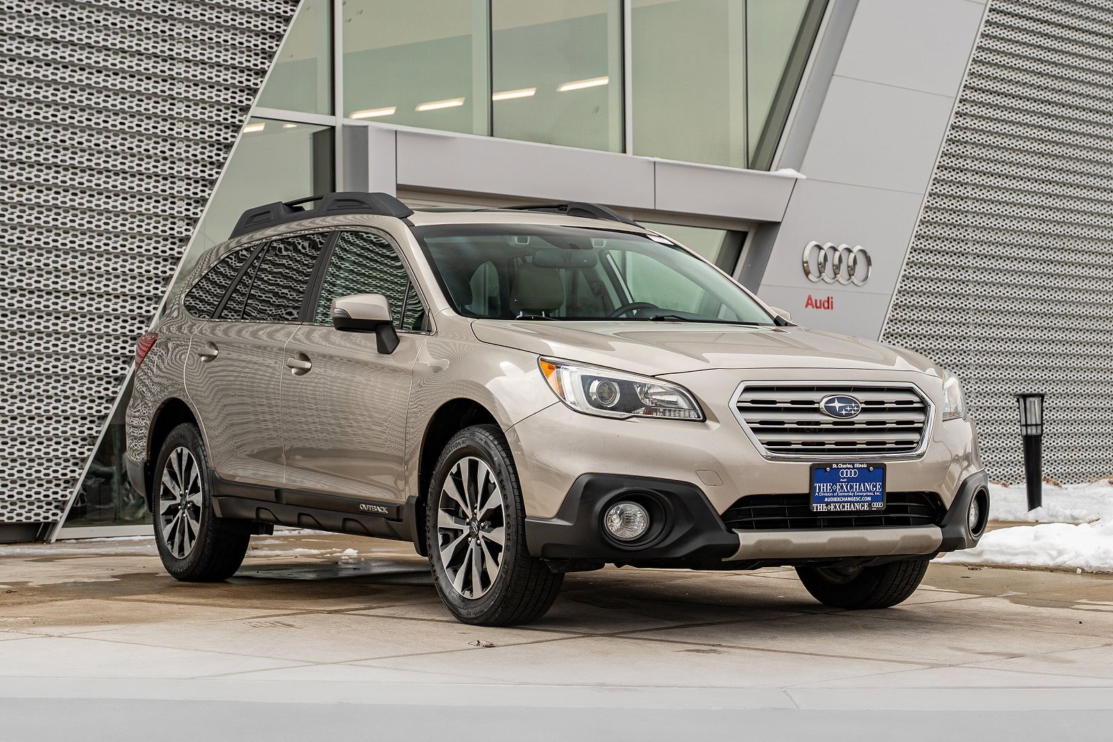 2015 SUBARU Outback