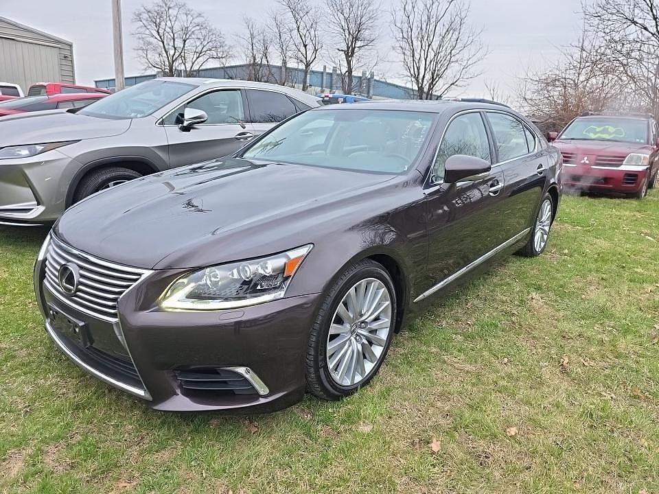 2015 LEXUS LS