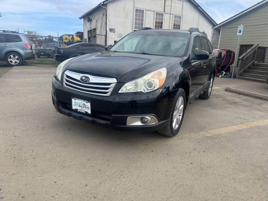 2011 SUBARU Outback