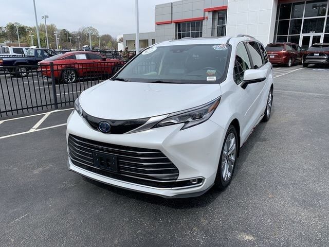 2023 Toyota Sienna