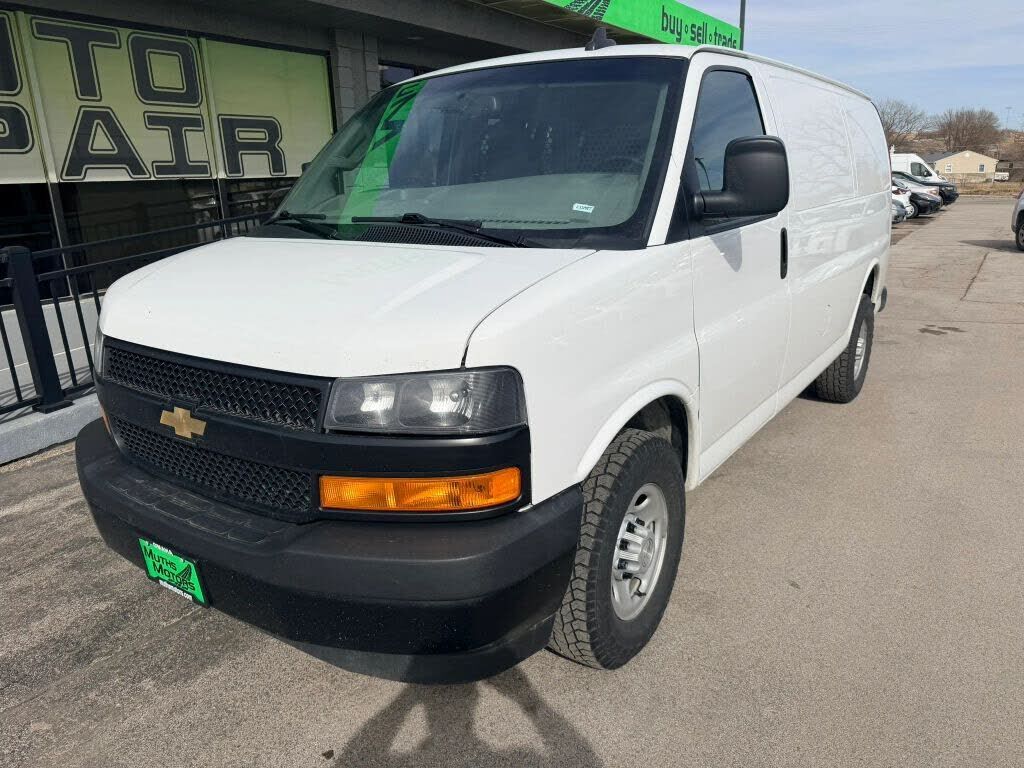 2019 CHEVROLET Express