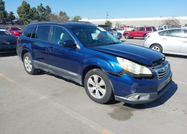 2010 SUBARU Outback