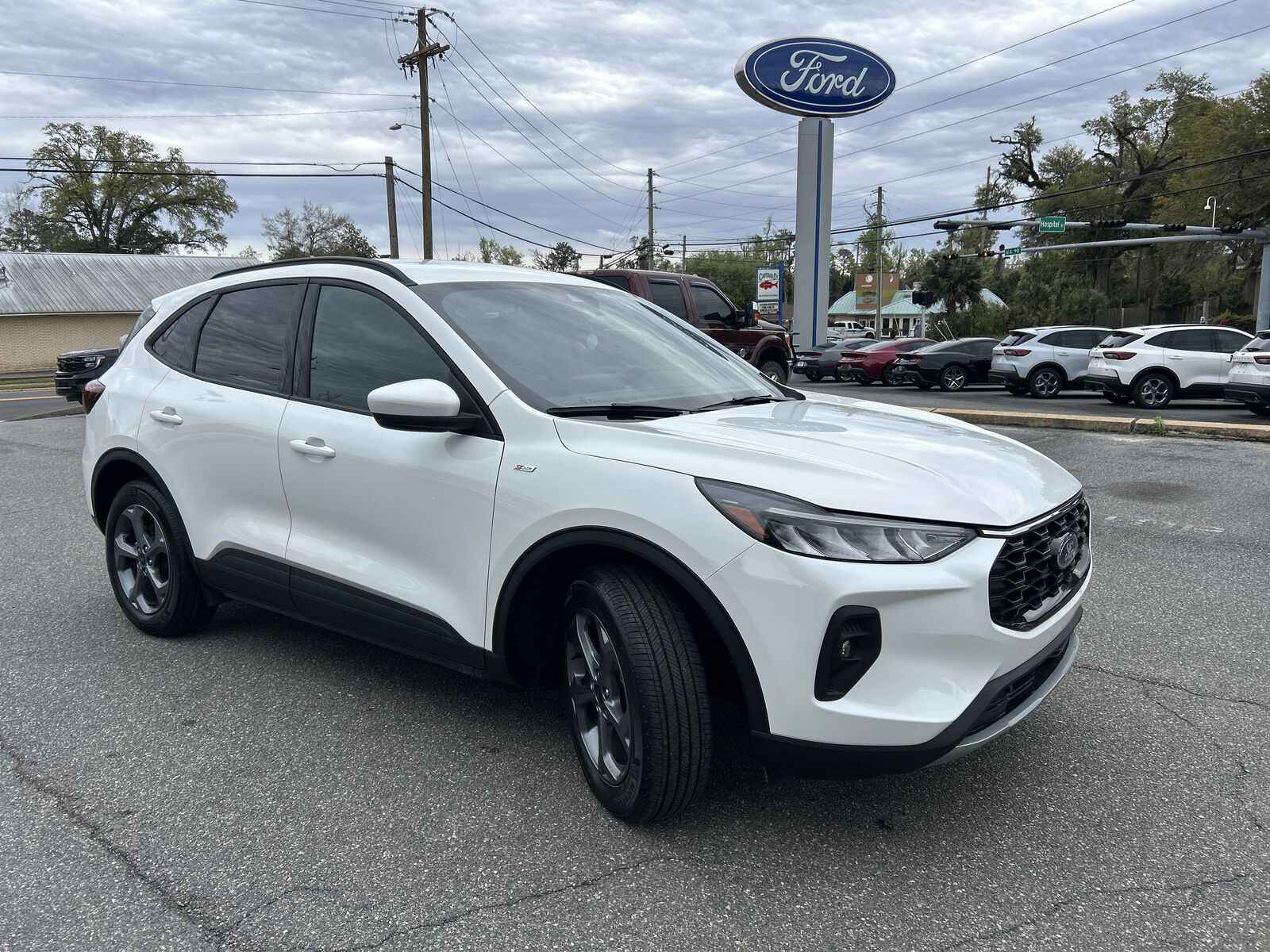 2025 FORD Escape