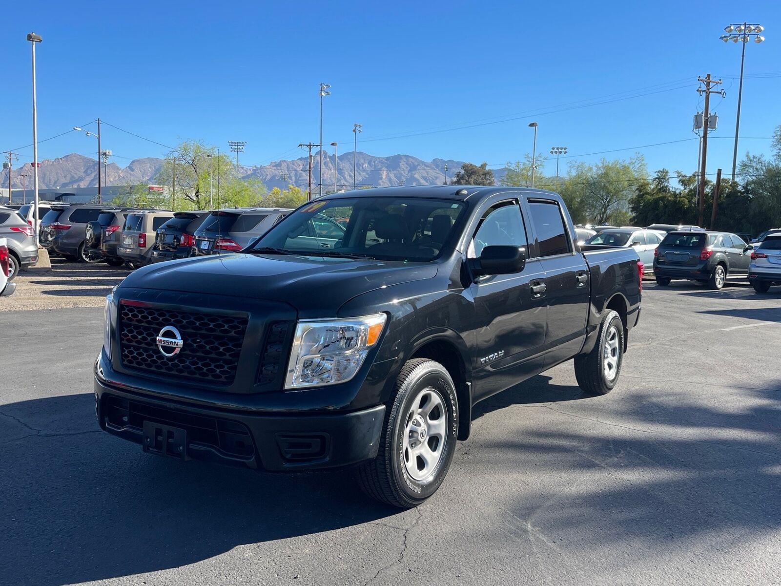 2019 NISSAN Titan