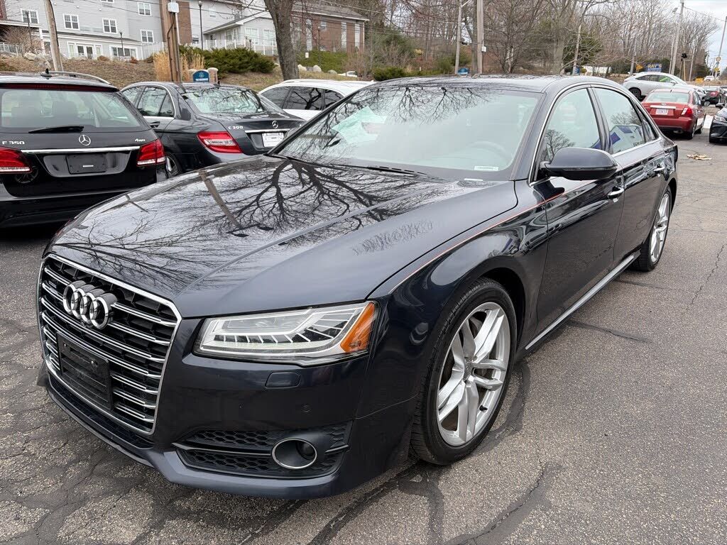 2017 AUDI A8