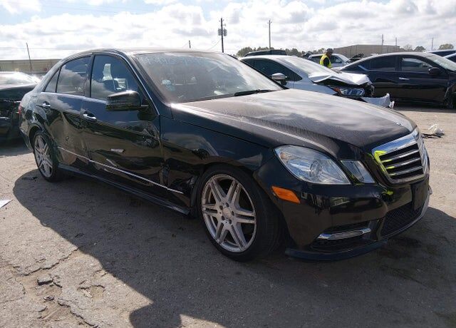 2013 MERCEDES-BENZ E-Class
