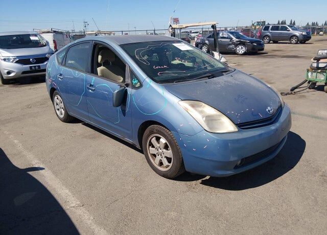 2004 TOYOTA PRIUS