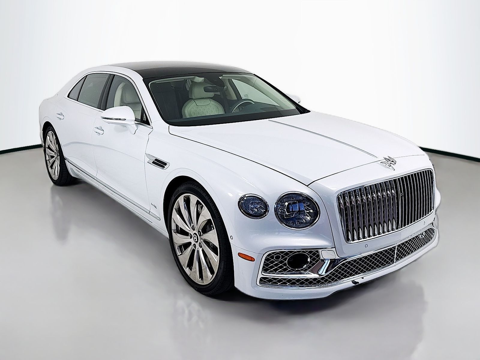 2022 BENTLEY Flying Spur