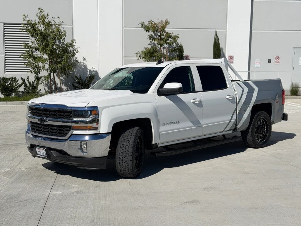 2018 CHEVROLET Silverado