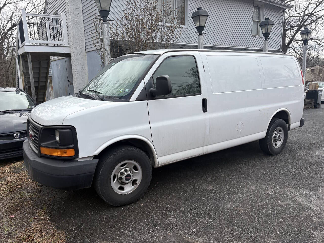 2015 GMC Savana