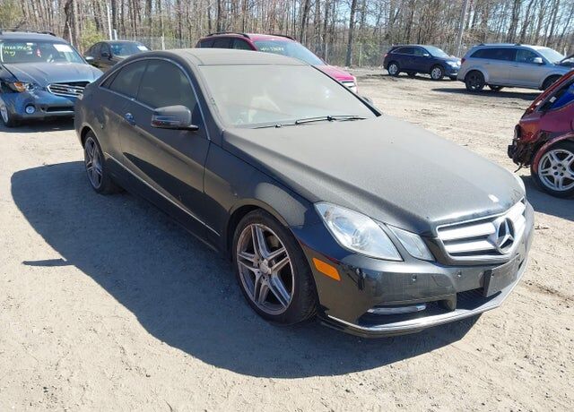 2013 MERCEDES-BENZ E-Class