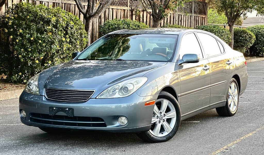 2005 LEXUS ES