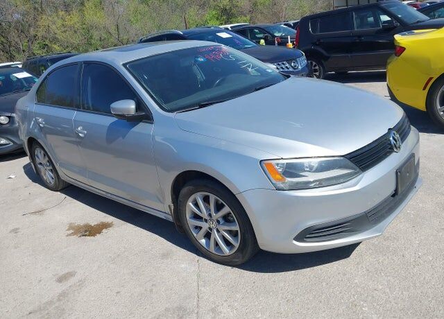 2012 VOLKSWAGEN Jetta
