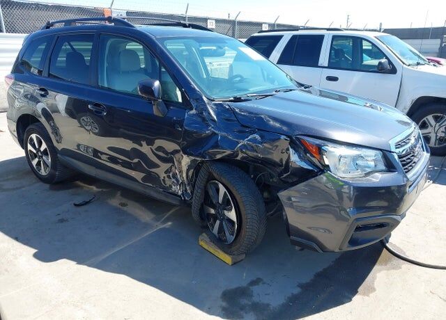 2018 SUBARU Forester
