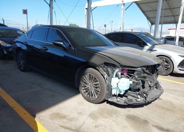 2023 LEXUS ES