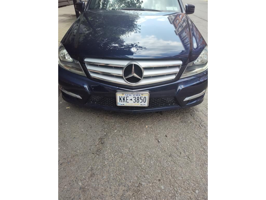 2012 MERCEDES-BENZ C-Class