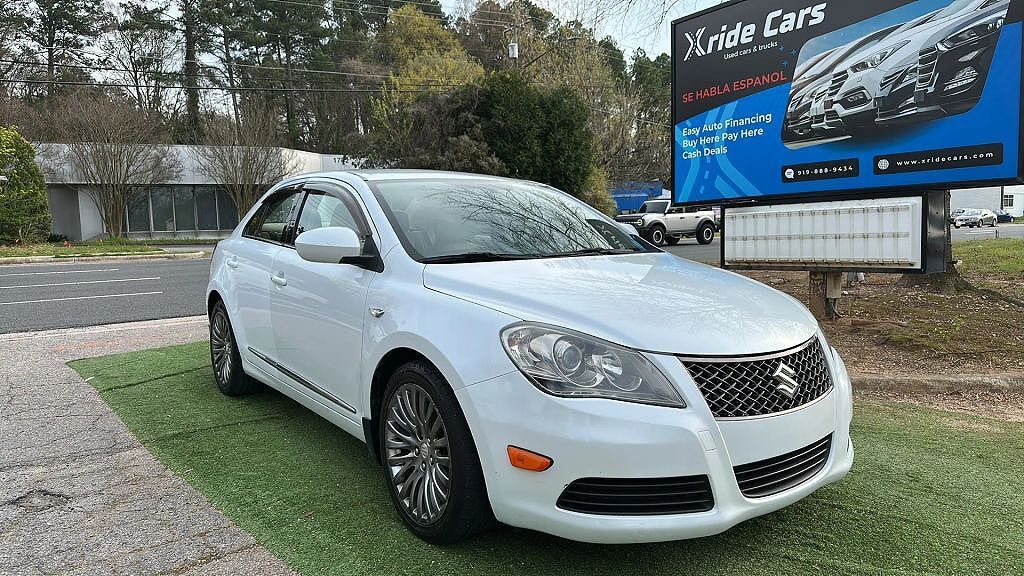 2012 SUZUKI Kizashi