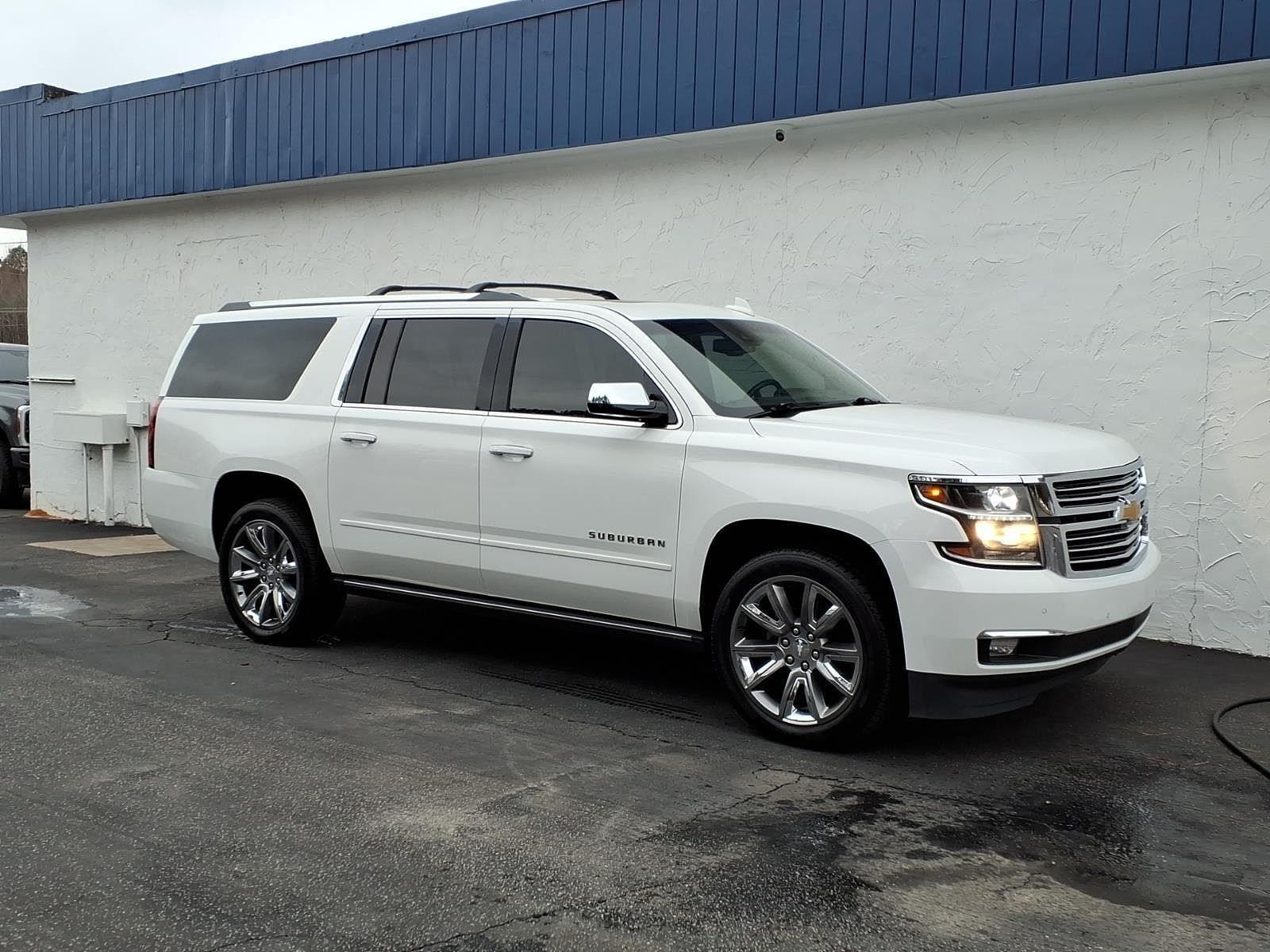 2018 CHEVROLET Suburban