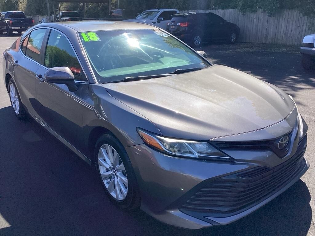 2018 TOYOTA Camry