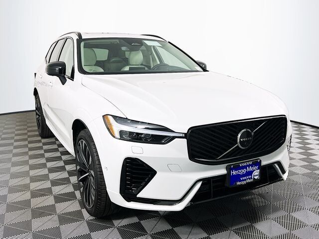 2026 VOLVO XC60