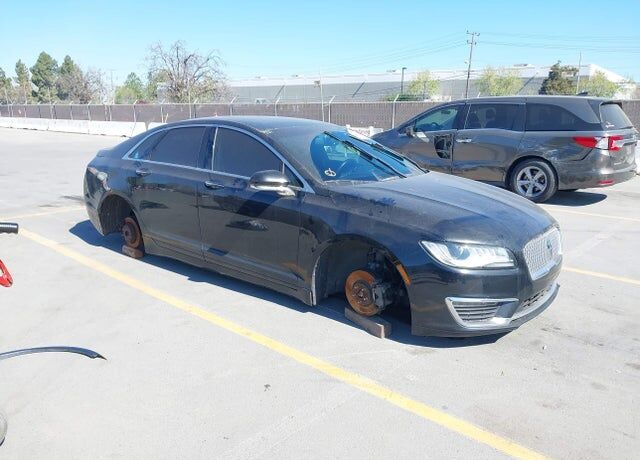 2017 LINCOLN MKZ