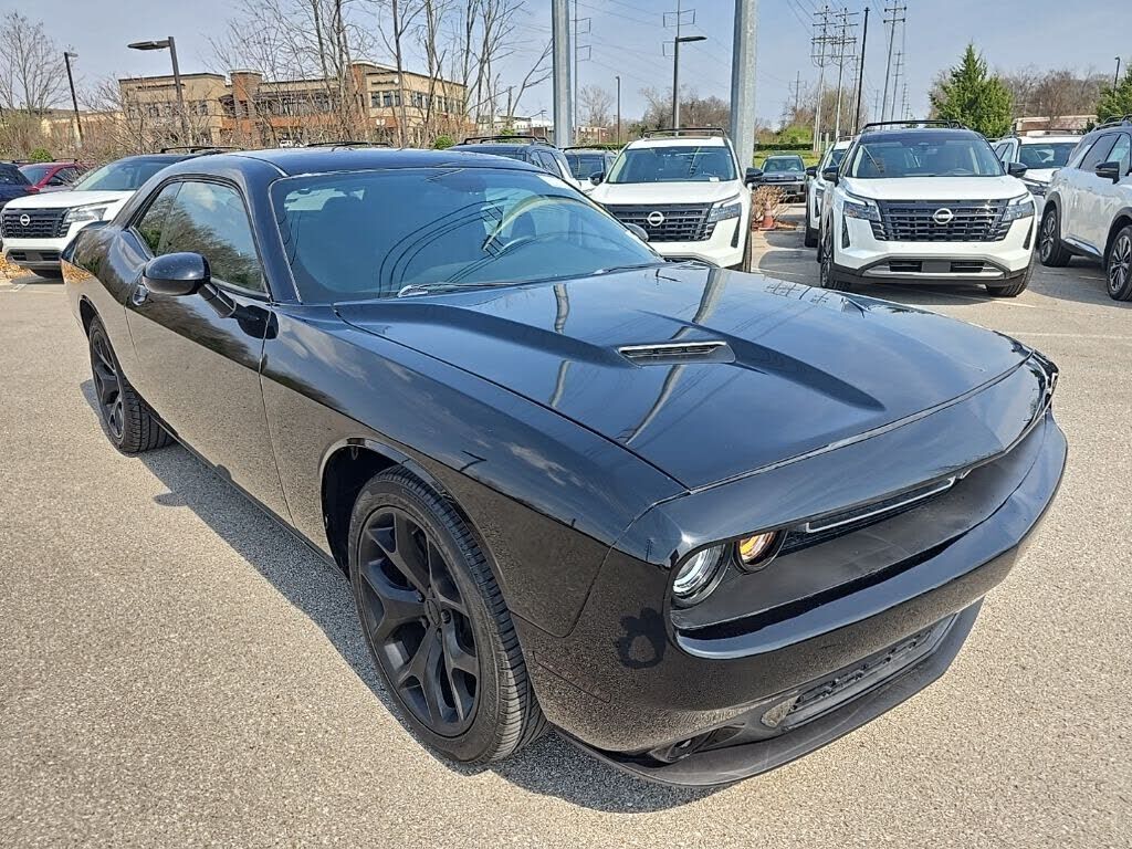 2016 DODGE Challenger