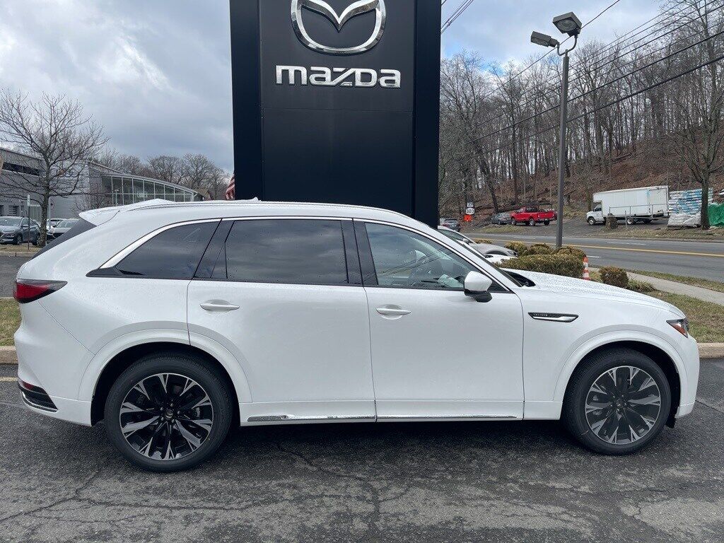 2026 MAZDA CX-90