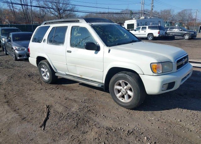 2004 NISSAN Pathfinder