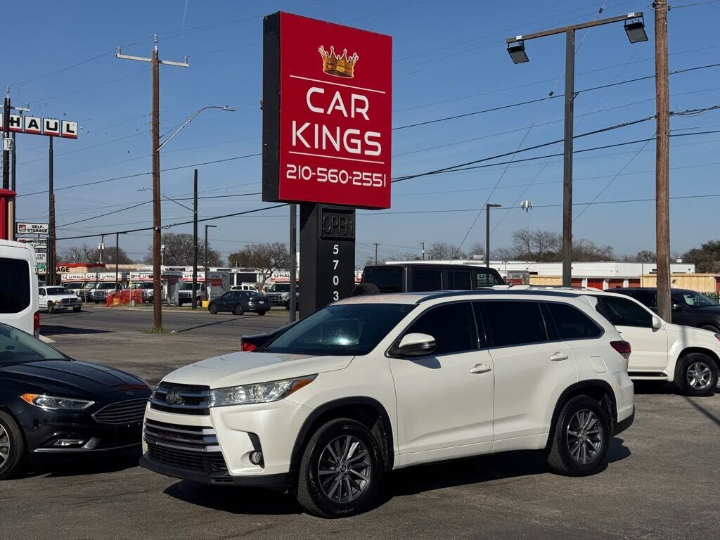 2018 TOYOTA Highlander