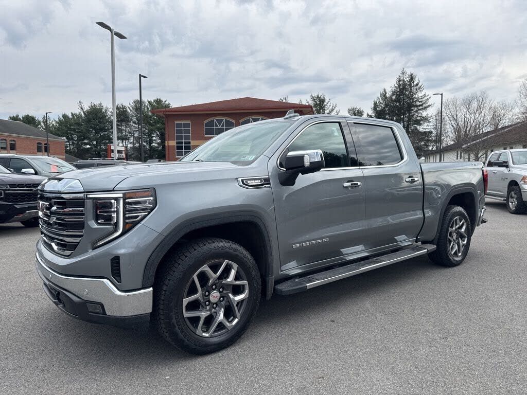 2023 GMC Sierra